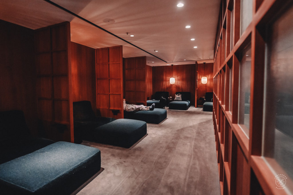 Cathay Pacific The Pier Business Class Lounge Review