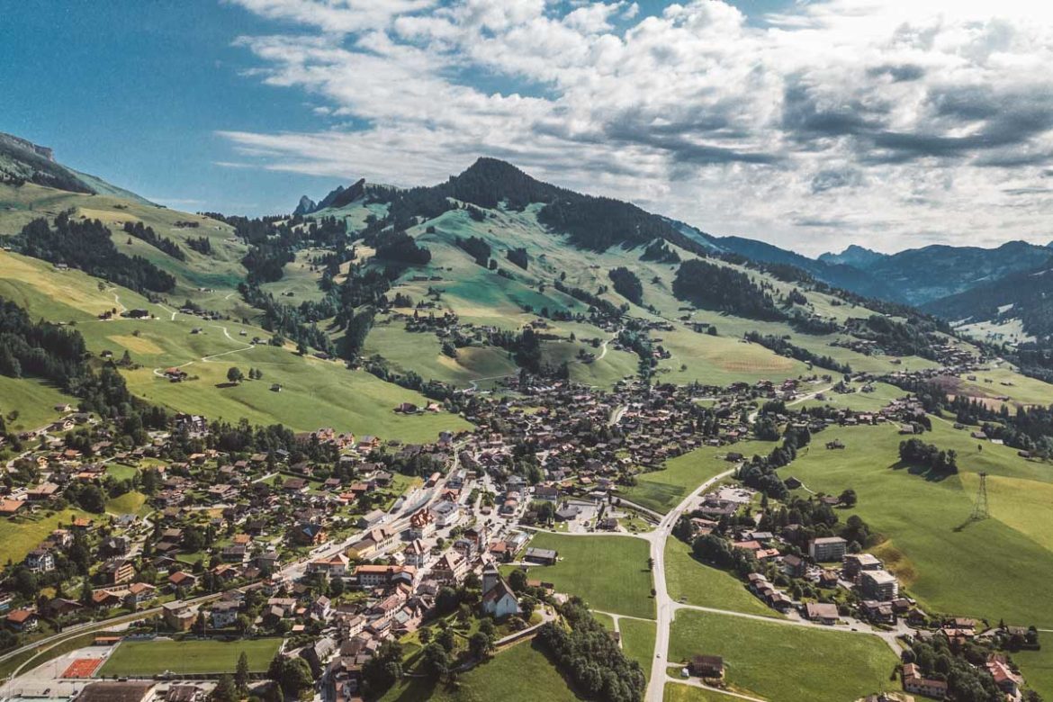 Travel Discover Canton de Vaud, Switzerland from your home
